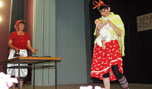 Az újbezdáni humoristacsoport