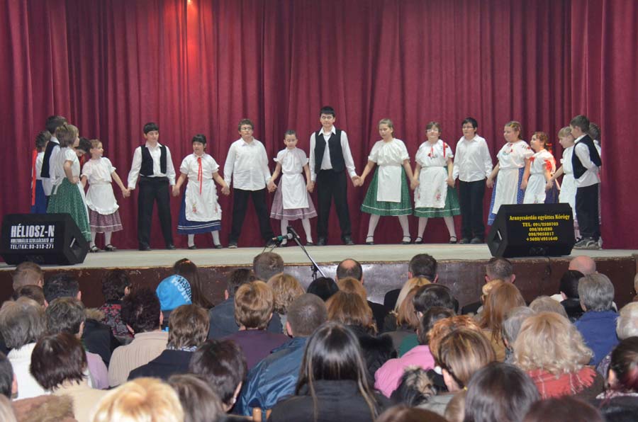 Farsangvég a kakasok jegyében