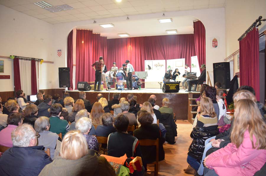 Farsangvég a kakasok jegyében