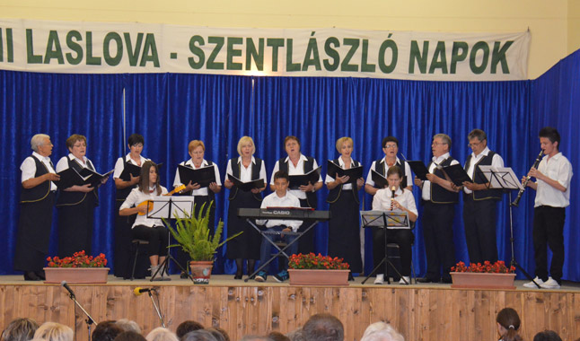 A Vinkovcei Magyar Kultúregyesület kórusa