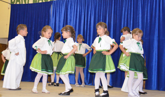 A kórógyi gyermektánccsoport