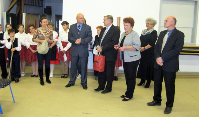 1450262_594540090617269_674288260_n