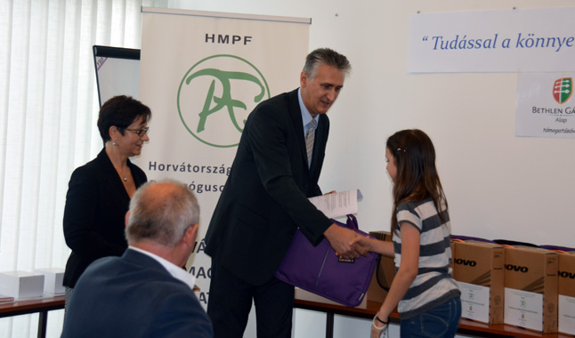 09-laptop-frumDSC_6944