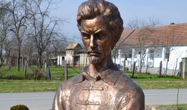 Petőfi-emlékmű, Haraszti